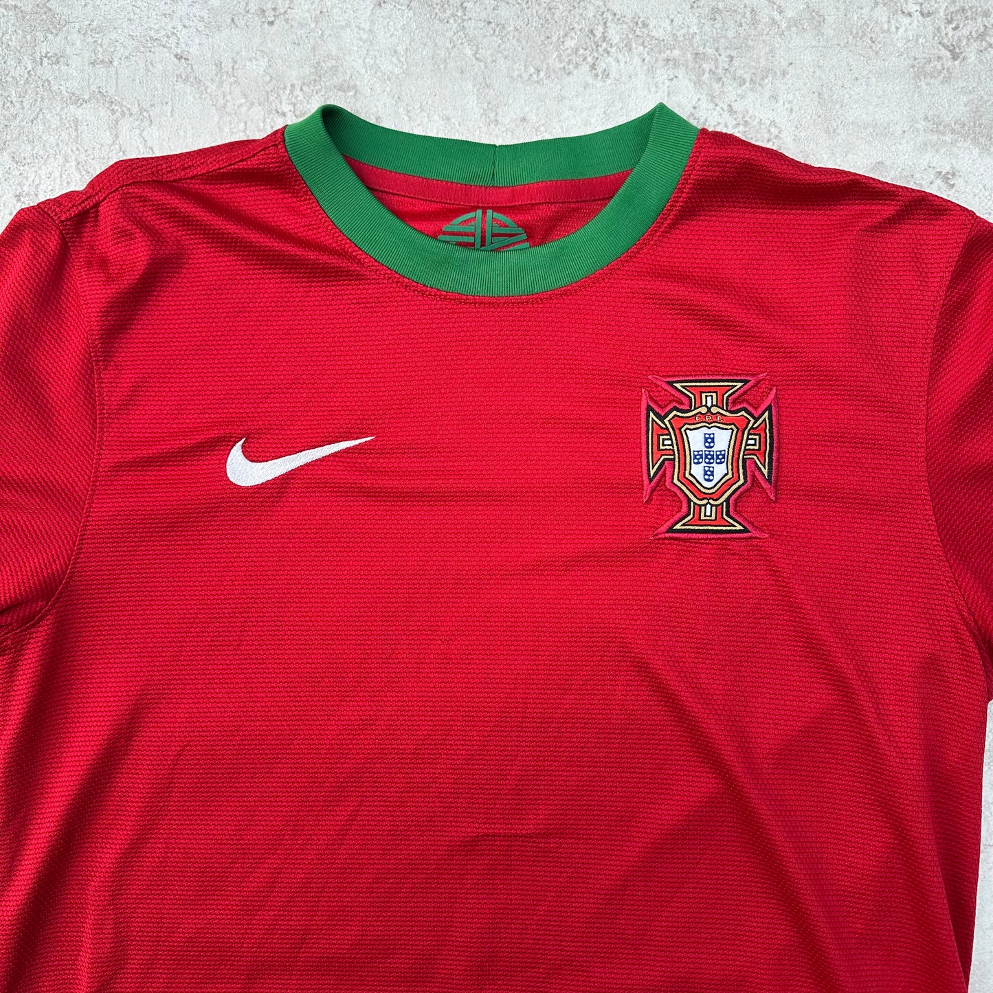 RED NIKE PORTUGAL JERSEY TRIKOT - 2000s - M