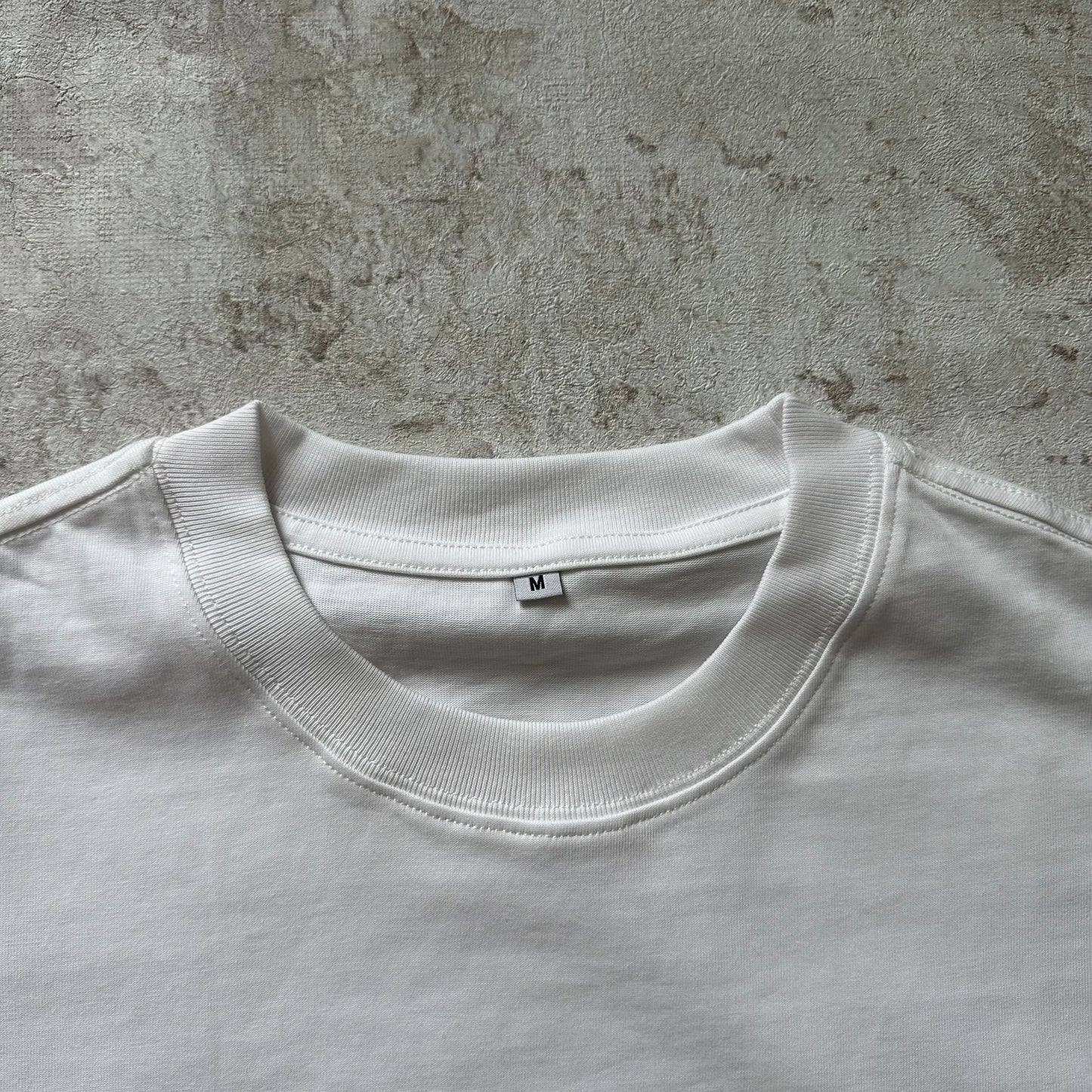 WHITE DVD VIBES GRAPHIC TEE - M