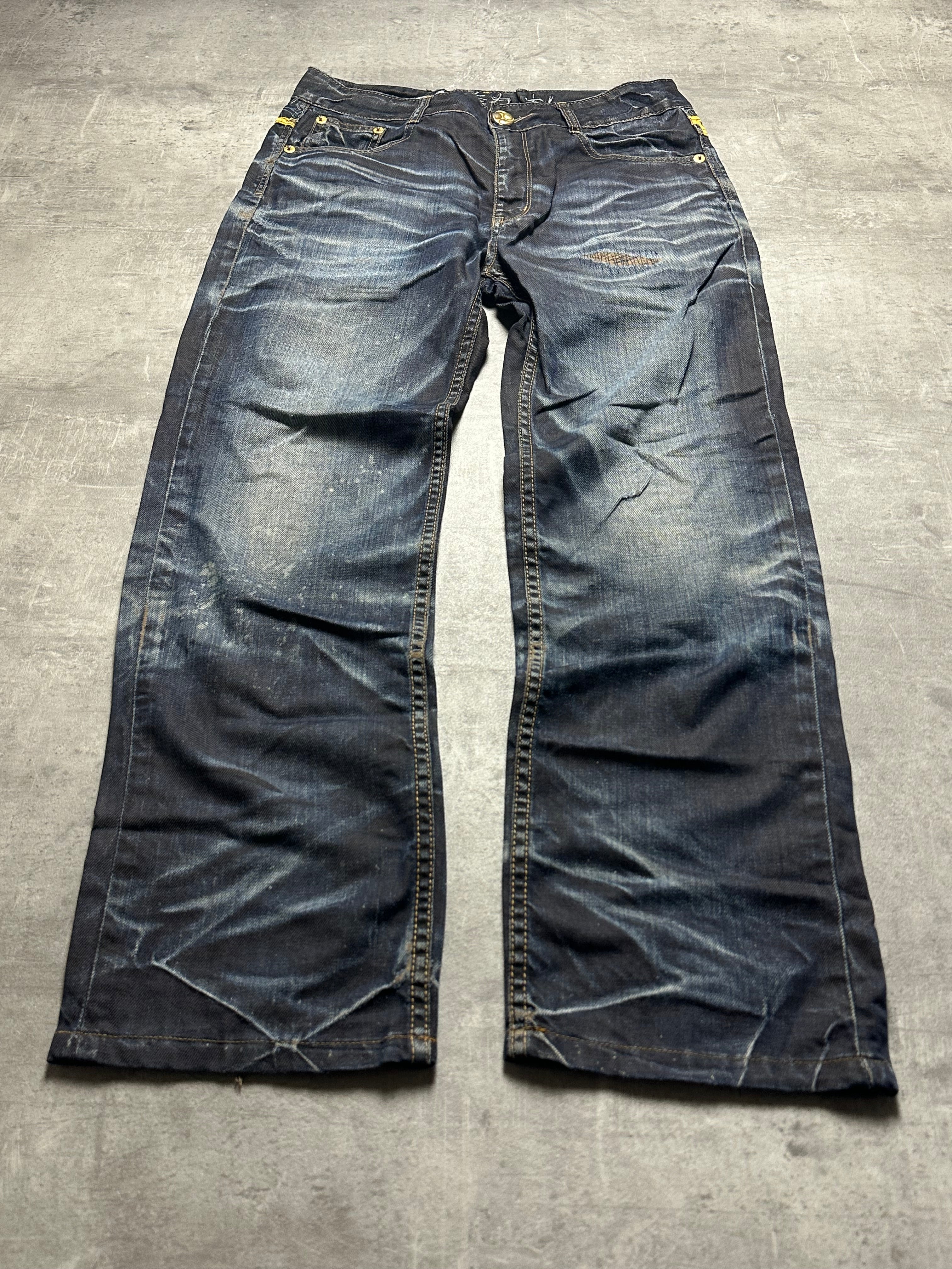 VINTAGE JAPANESE STYLE BAGGY DENIM - M/L