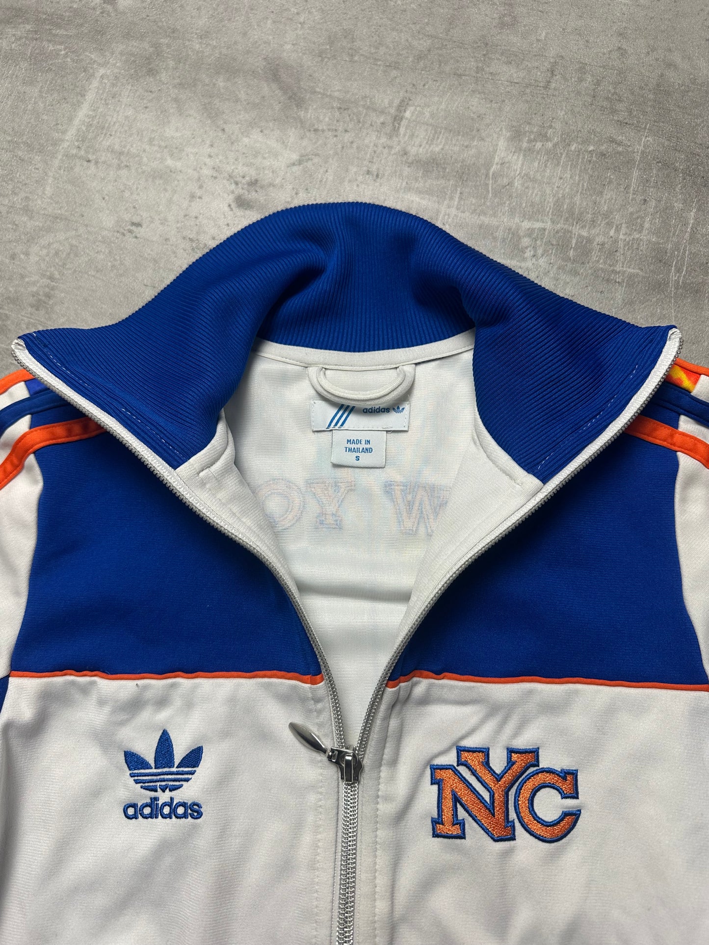 WHITE/BLUE VINTAGE ADIDAS NEW YORK TRACKJACKET RARE (W) - 2000s - XS/S
