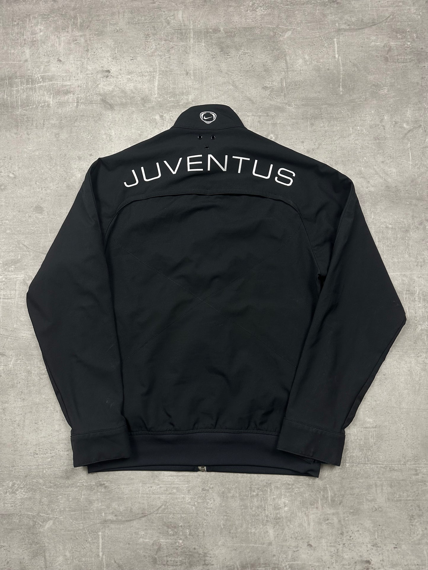 BLACK NIKE JUVENTUS TRACKJACKET - 2000s - M/L