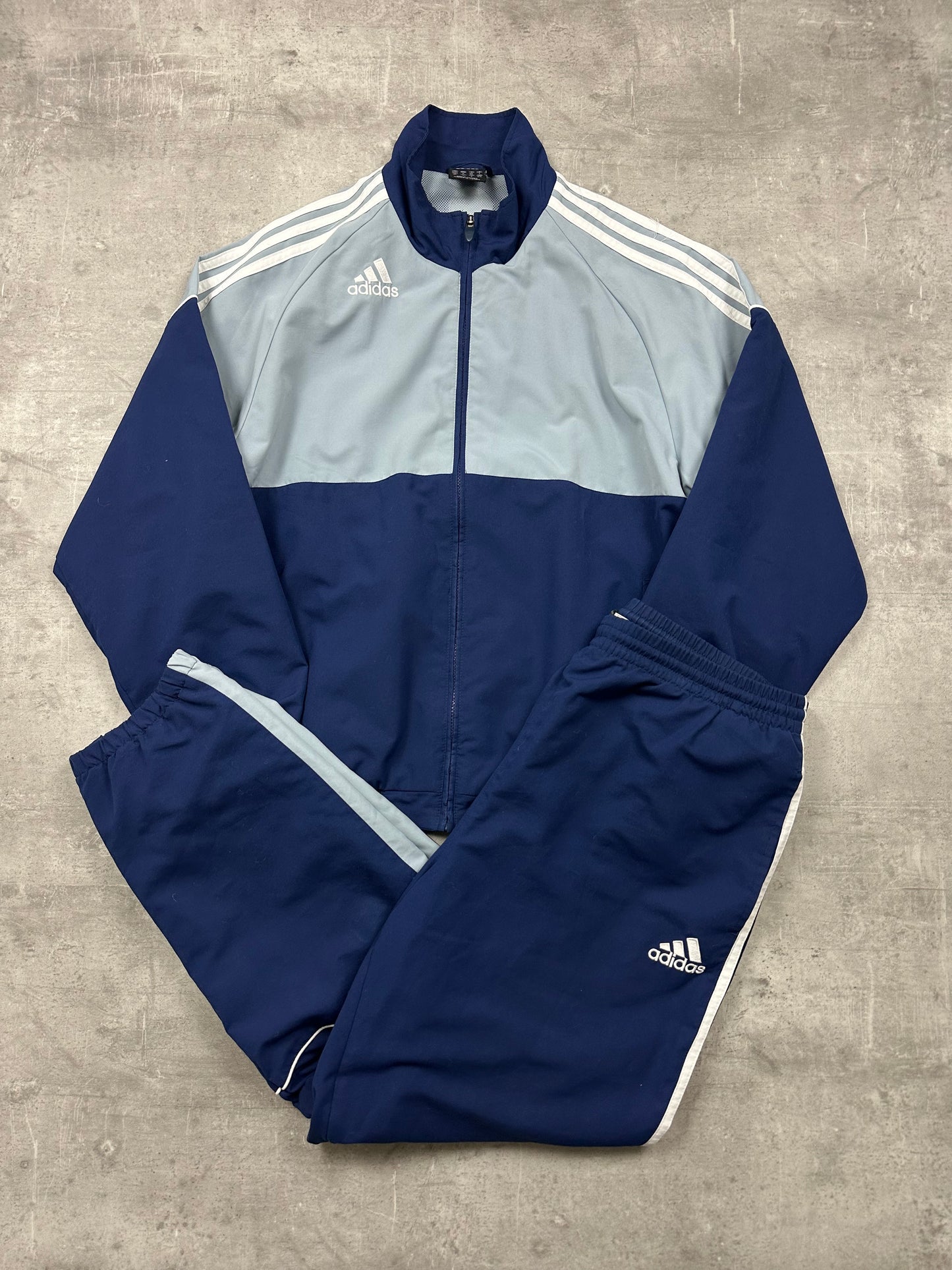 BLUE VINTAGE ADIDAS RETRO TRACKSUIT - 2000s - L/XL