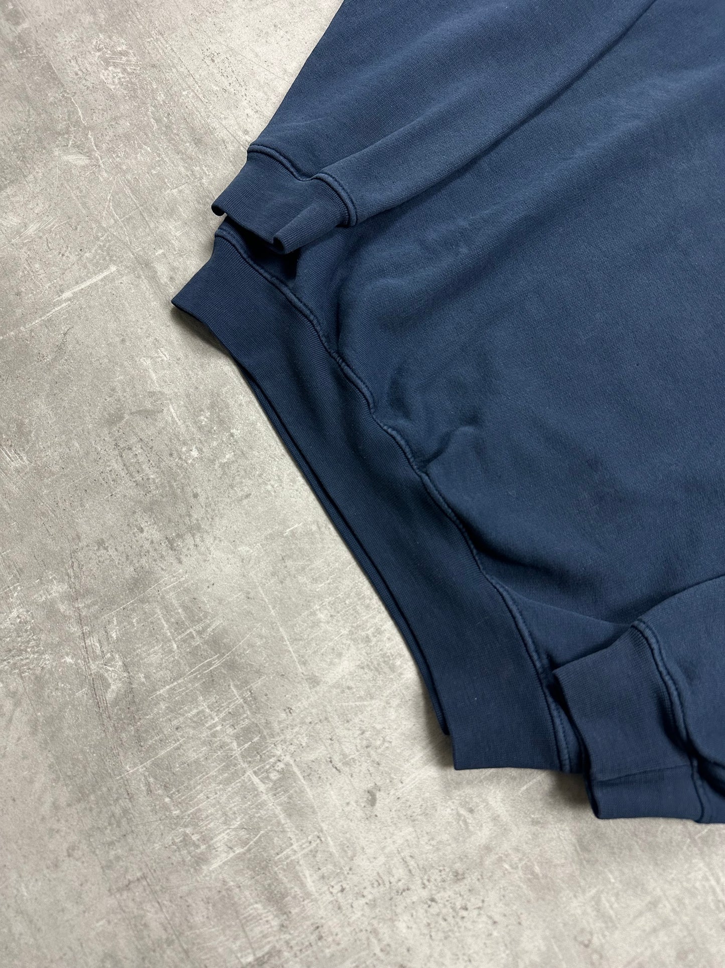 NAVY VINTAGE FRED PERRY SWEATER - 2000s - L/XL