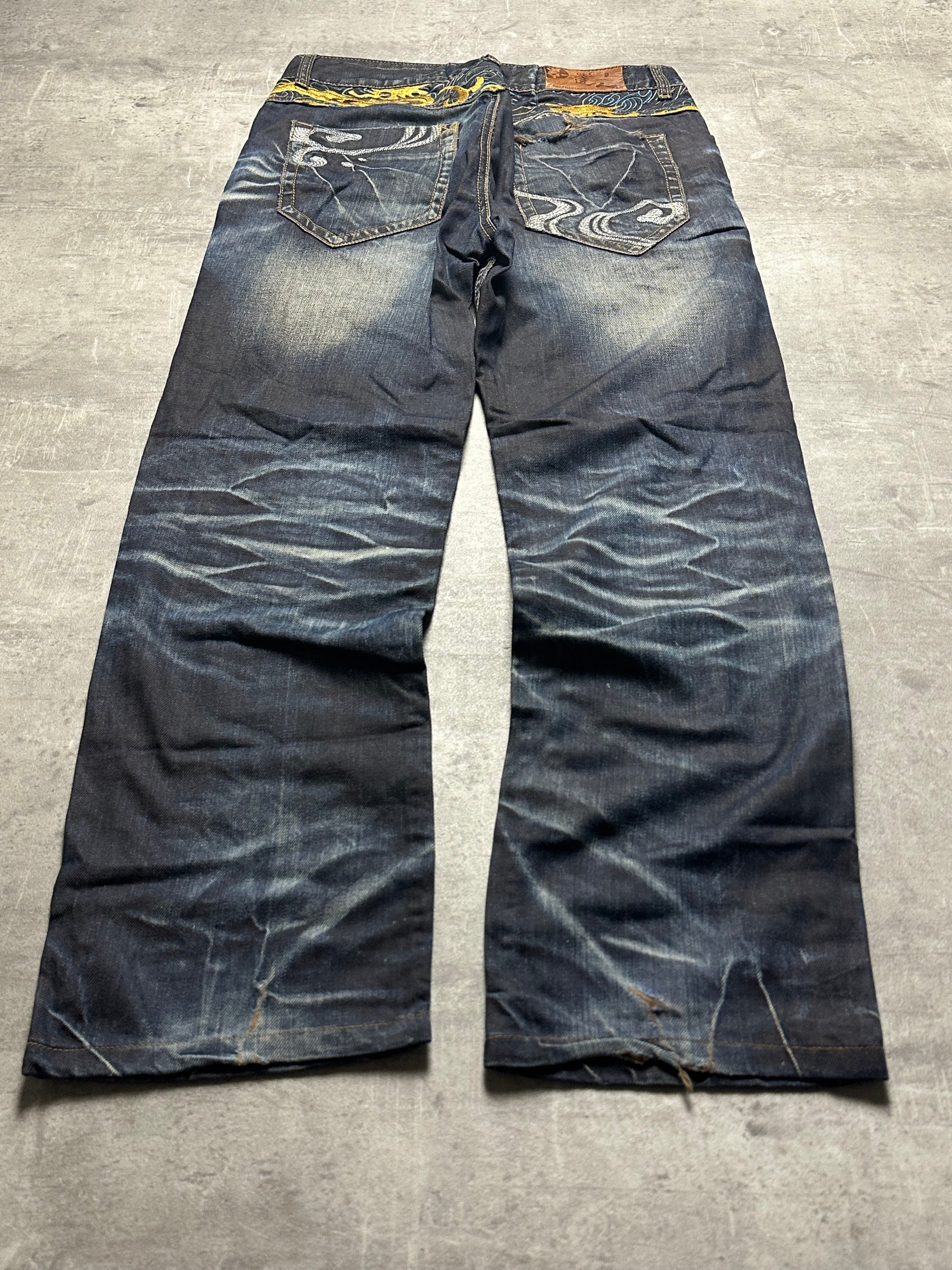 VINTAGE JAPANESE STYLE BAGGY DENIM - M/L