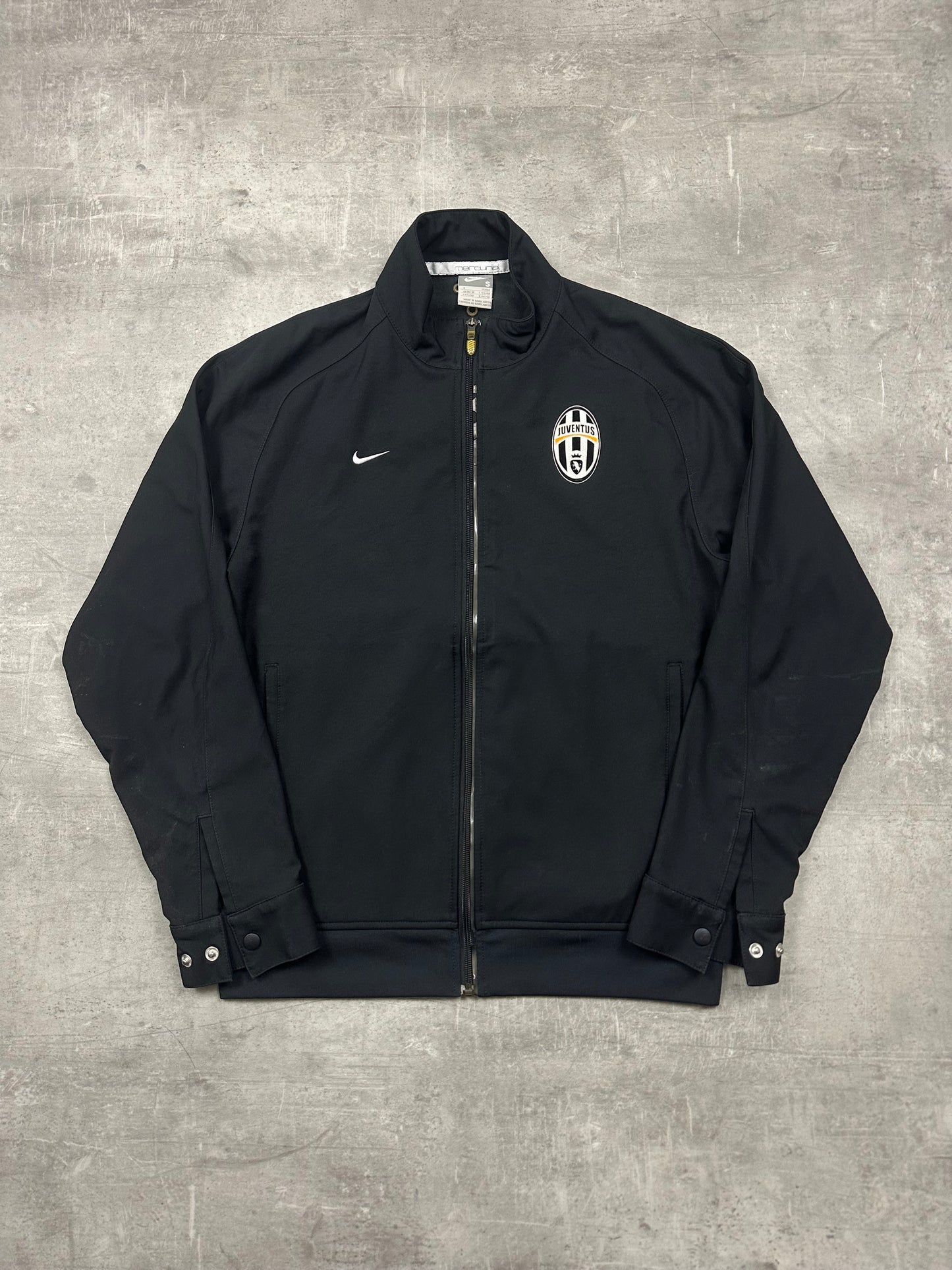 BLACK NIKE JUVENTUS TRACKJACKET - 2000s - M/L