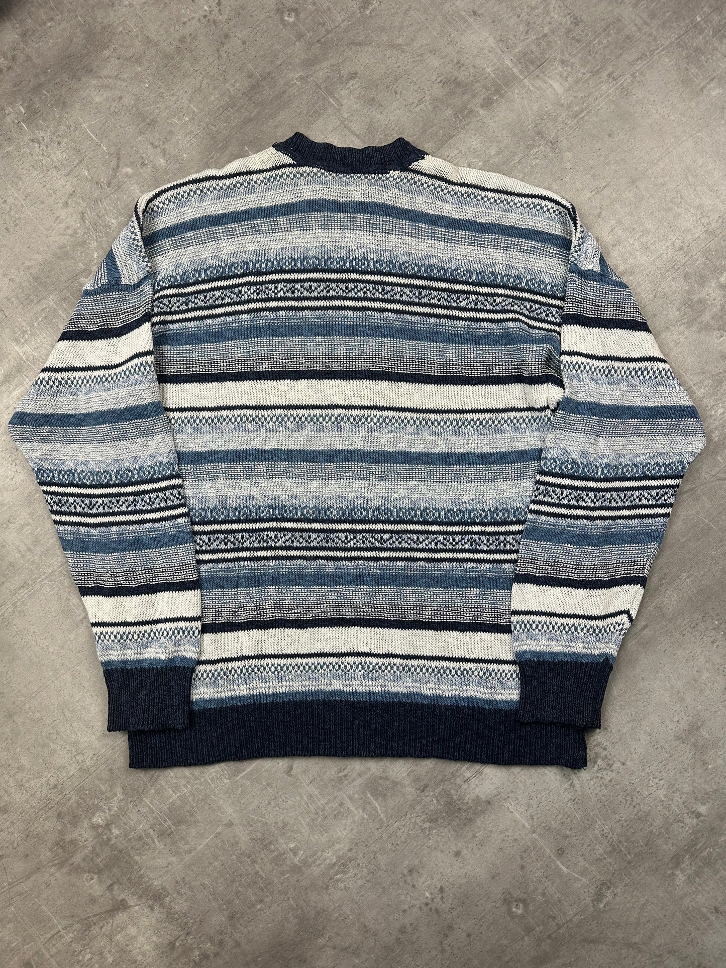 NAVY/WHITE VINTAGE LACOSTE KNIT SWEATSHIRT - 2000s - L/XL
