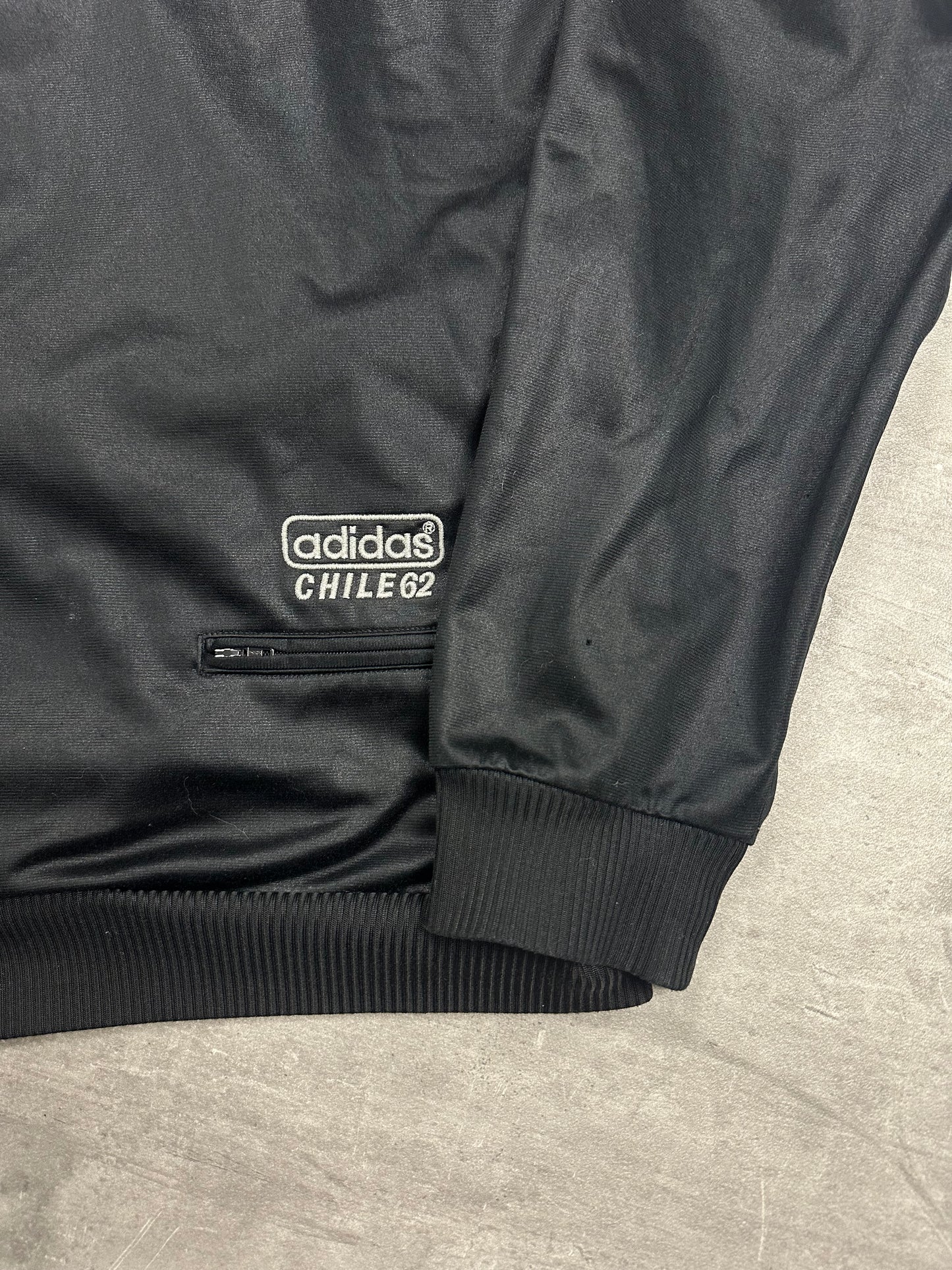 BLACK VINTAGE ADIDAS CHILE62 TRACKJACKET - 2000s - L/XL