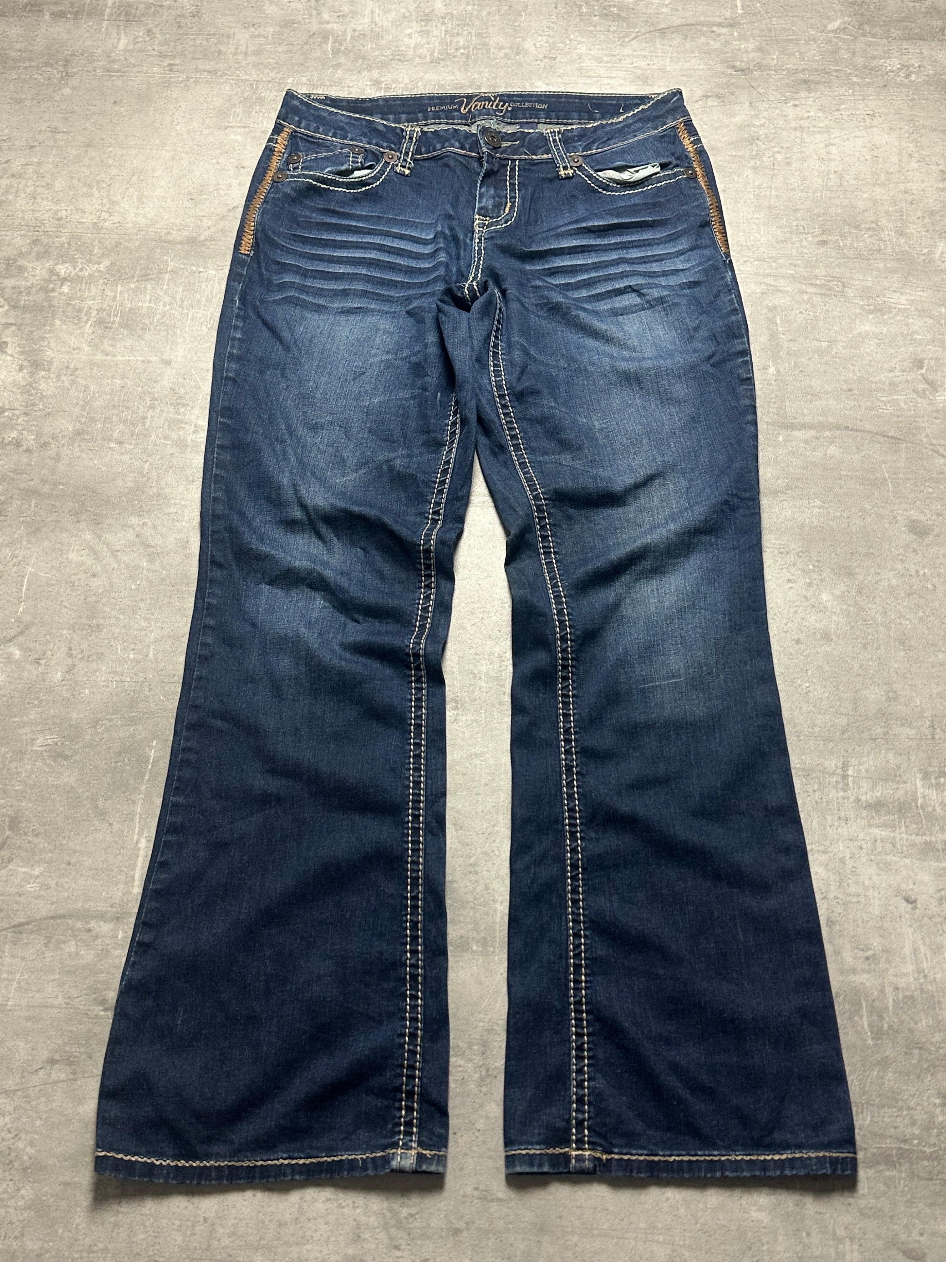 VINTAGE Y2K STYLE BAGGY BOOTCUT DENIM - M/L