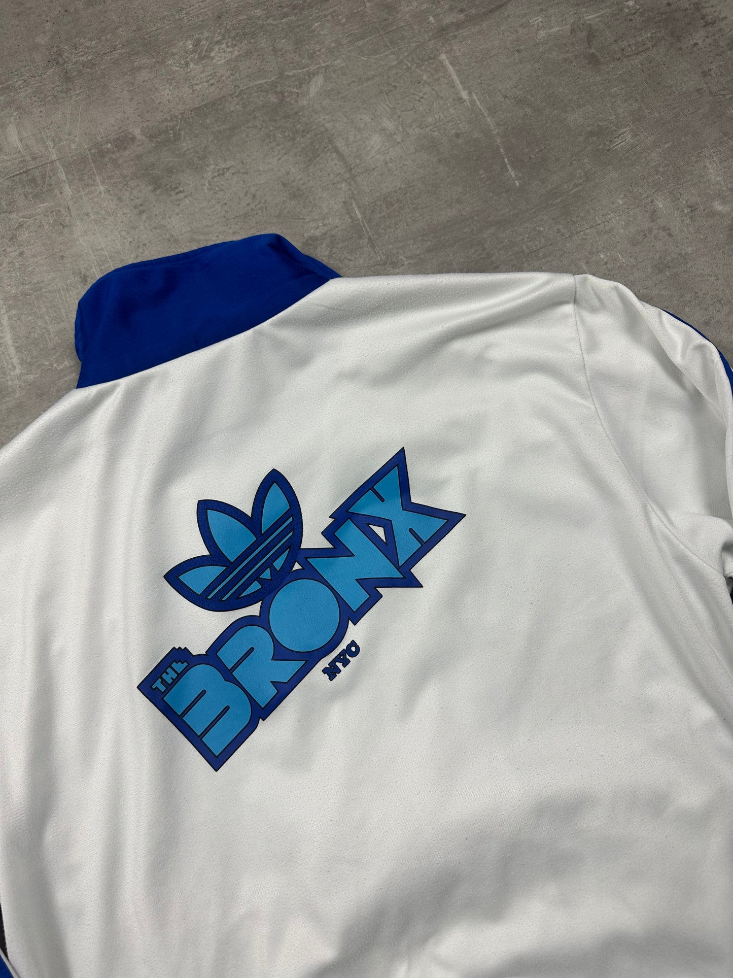 BLUE/WHITE VINTAGE ADIDAS NEW YORK BRONX TRACKJACKET RARE - 2000s - L/XL