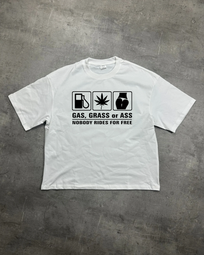 WHITE NOBODY VIBES GRAPHIC T-SHIRT