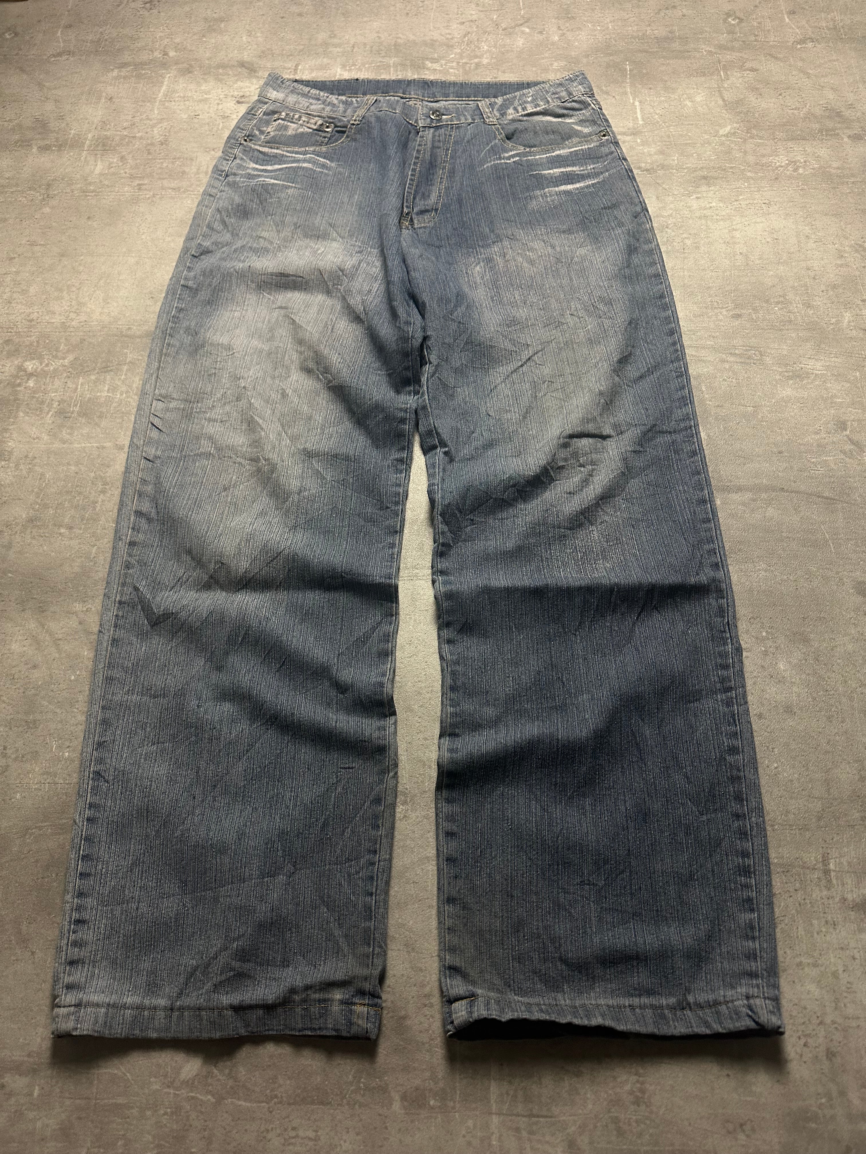 VINTAGE JAPANESE STYLE BAGGY DENIM - M/L