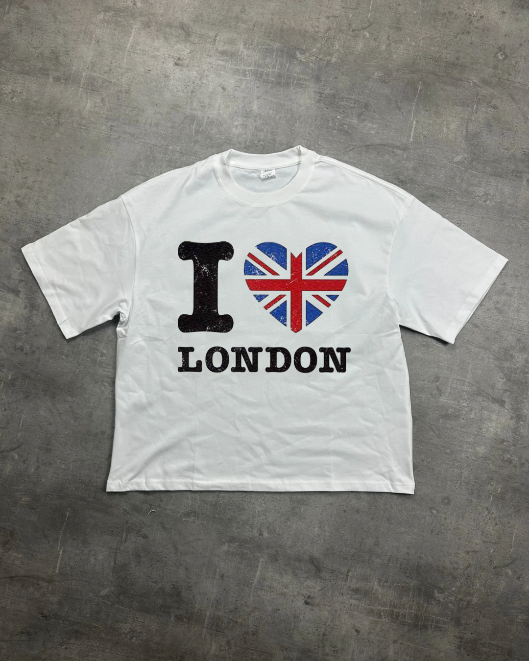 WHITE LONDON VIBES GRAPHIC T-SHIRT