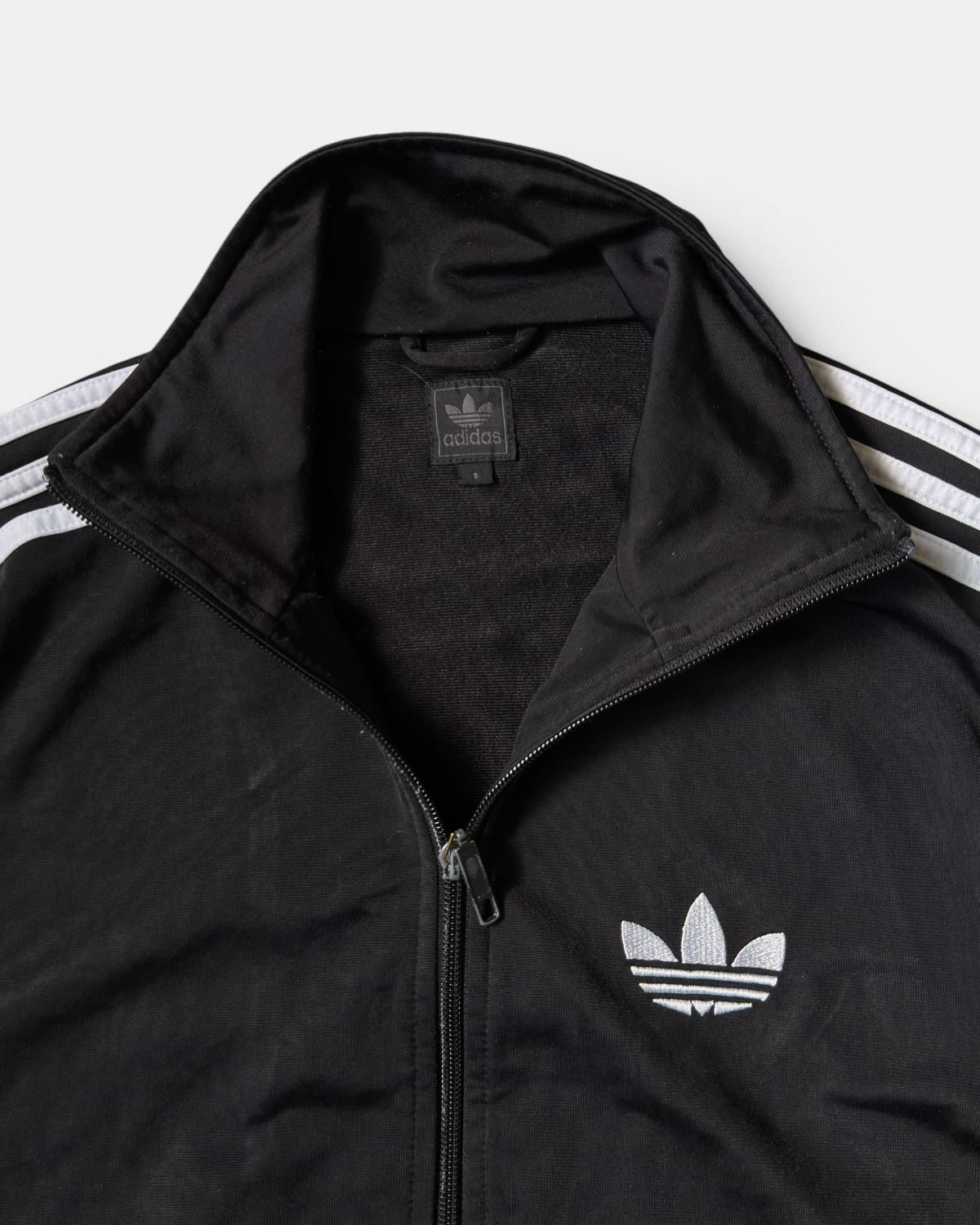 BLACK/WHITE VINTAGE ADIDAS RETRO FIREBIRD 2000S TRACKJACKET
