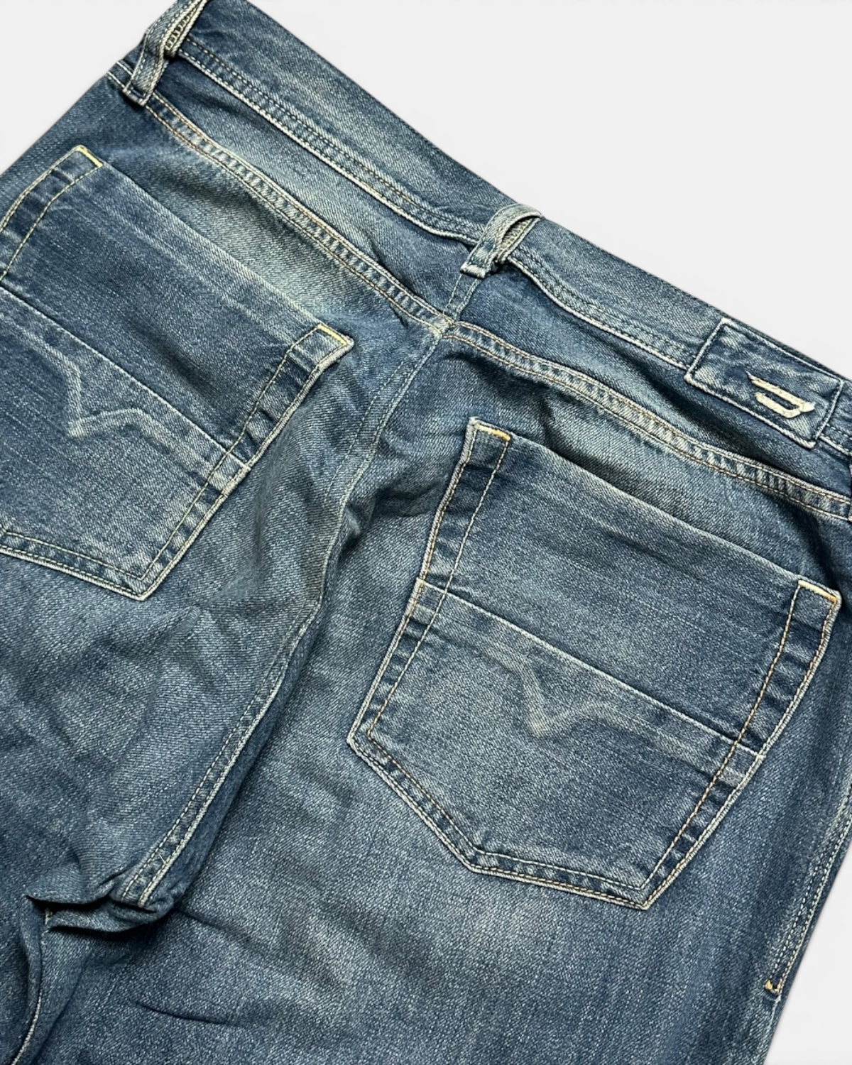 BLUE VINTAGE DIESEL INDUSTRIES DENIM JEANS