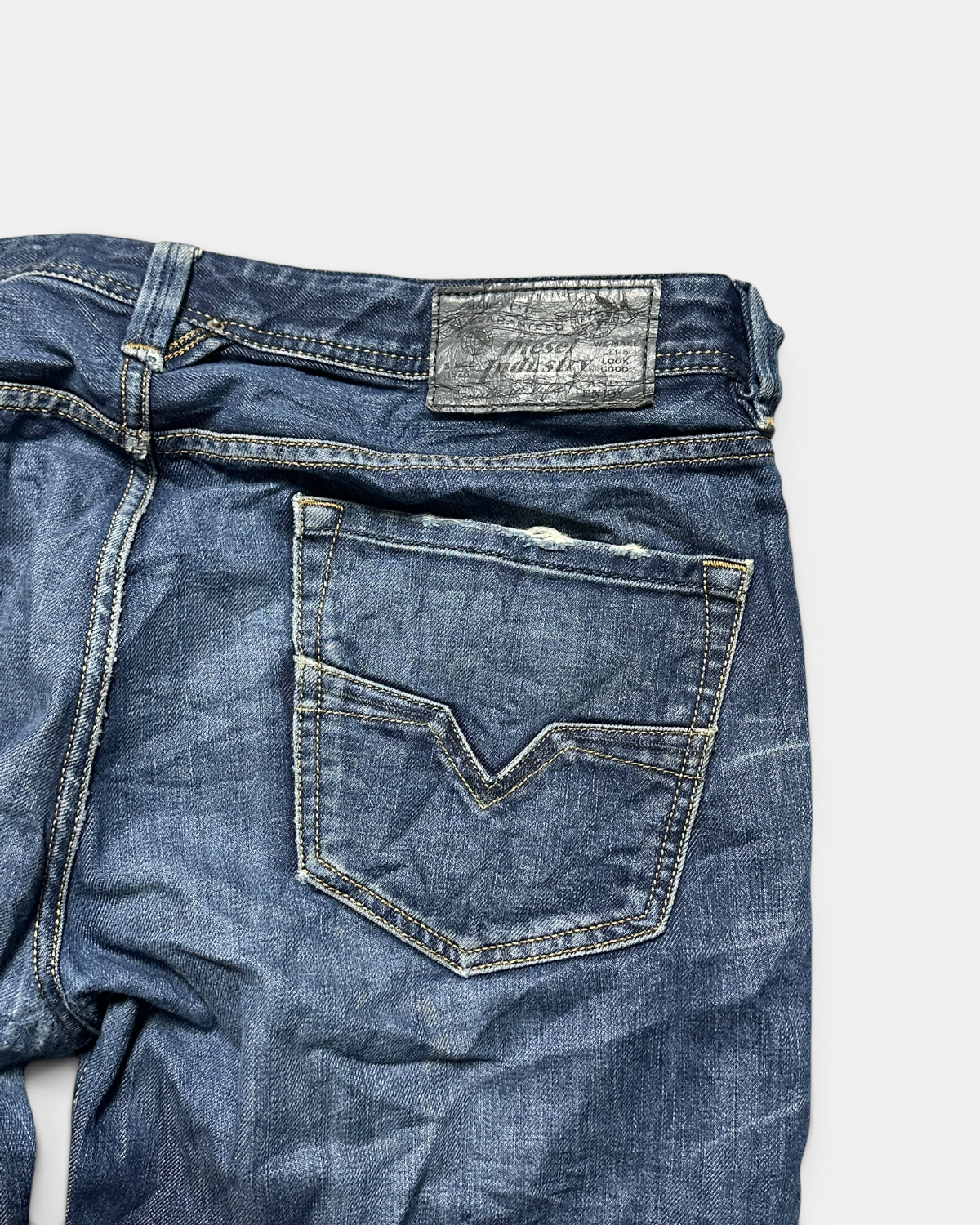 BLUE VINTAGE DIESEL INDUSTRIES DENIM JEANS