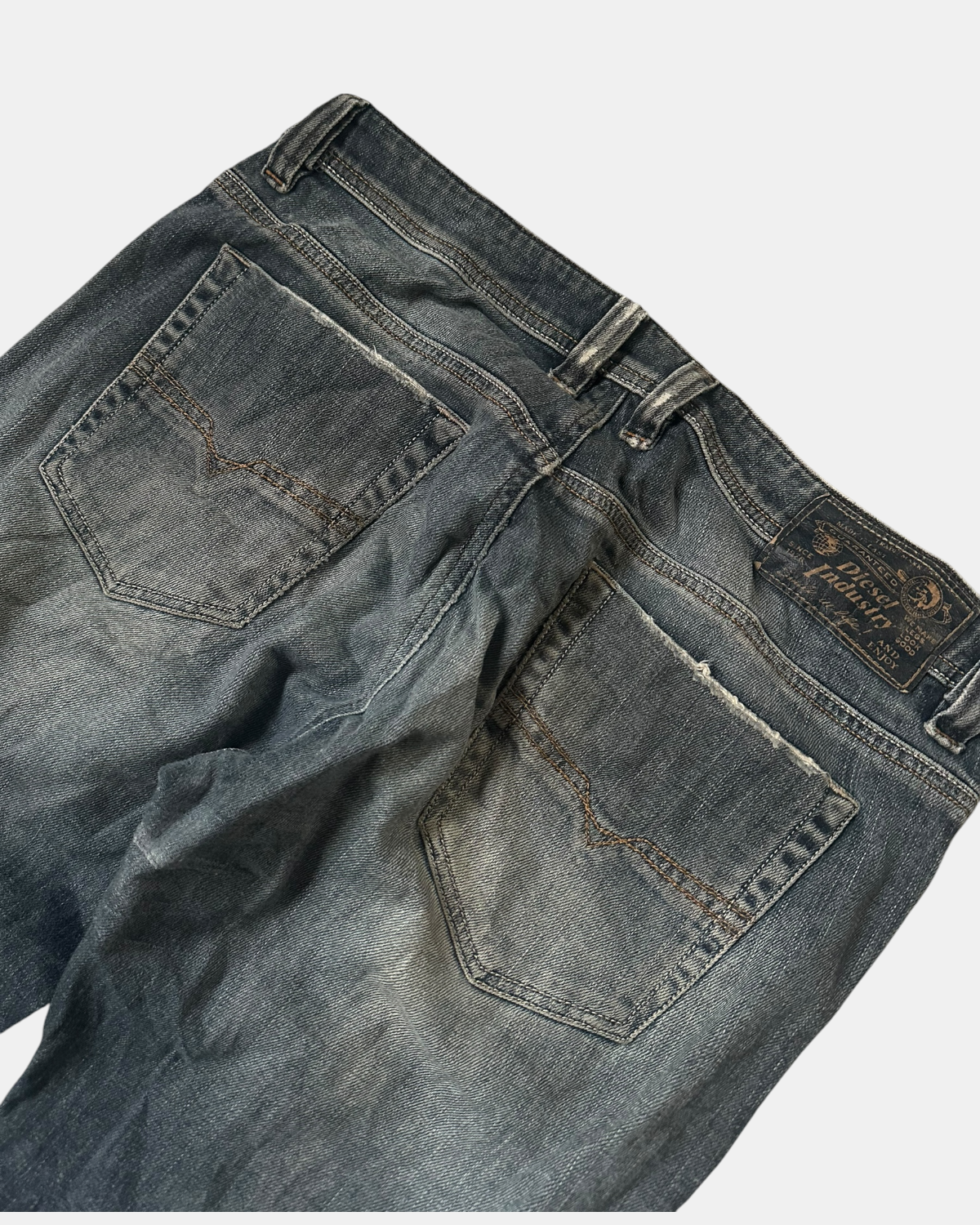 BLUE/GREY VINTAGE DIESEL INDUSTRIES DENIM JEANS