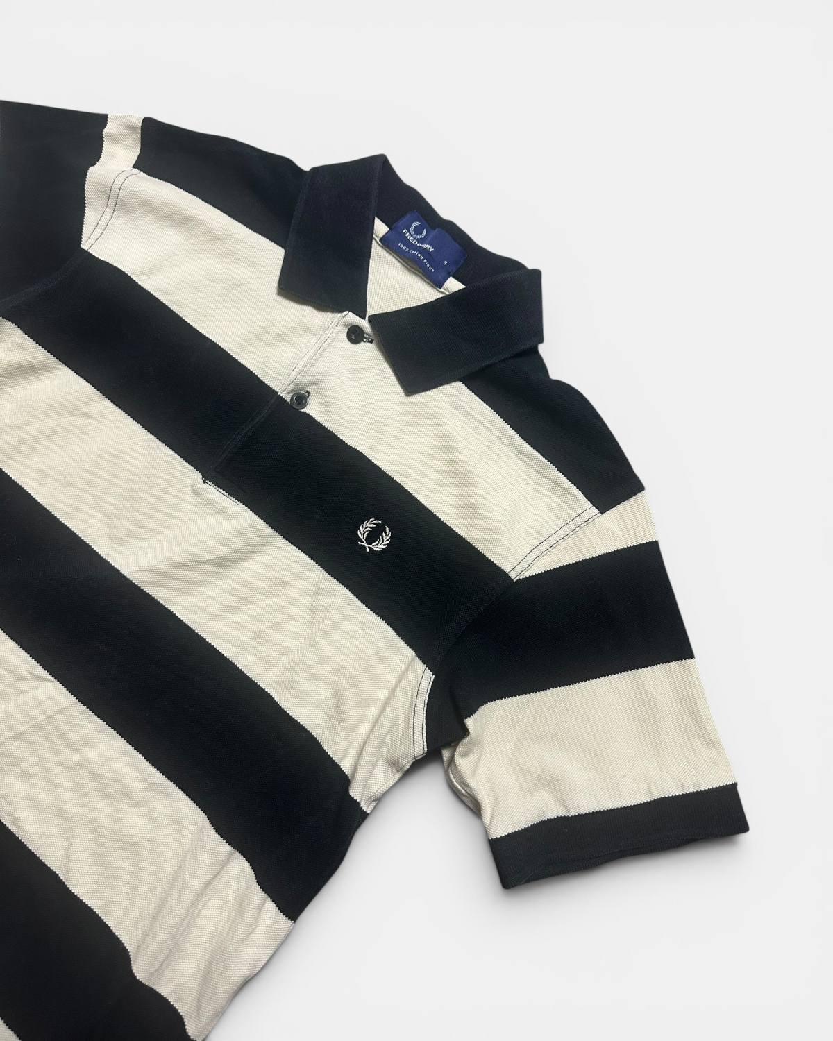 BEIGE/BLACK FRED PERRY POLOSHIRT