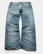 BLUE VINTAGE DIESEL INDUSTRIES RARE WASH STRAIGHT FIT DENIM JEANS