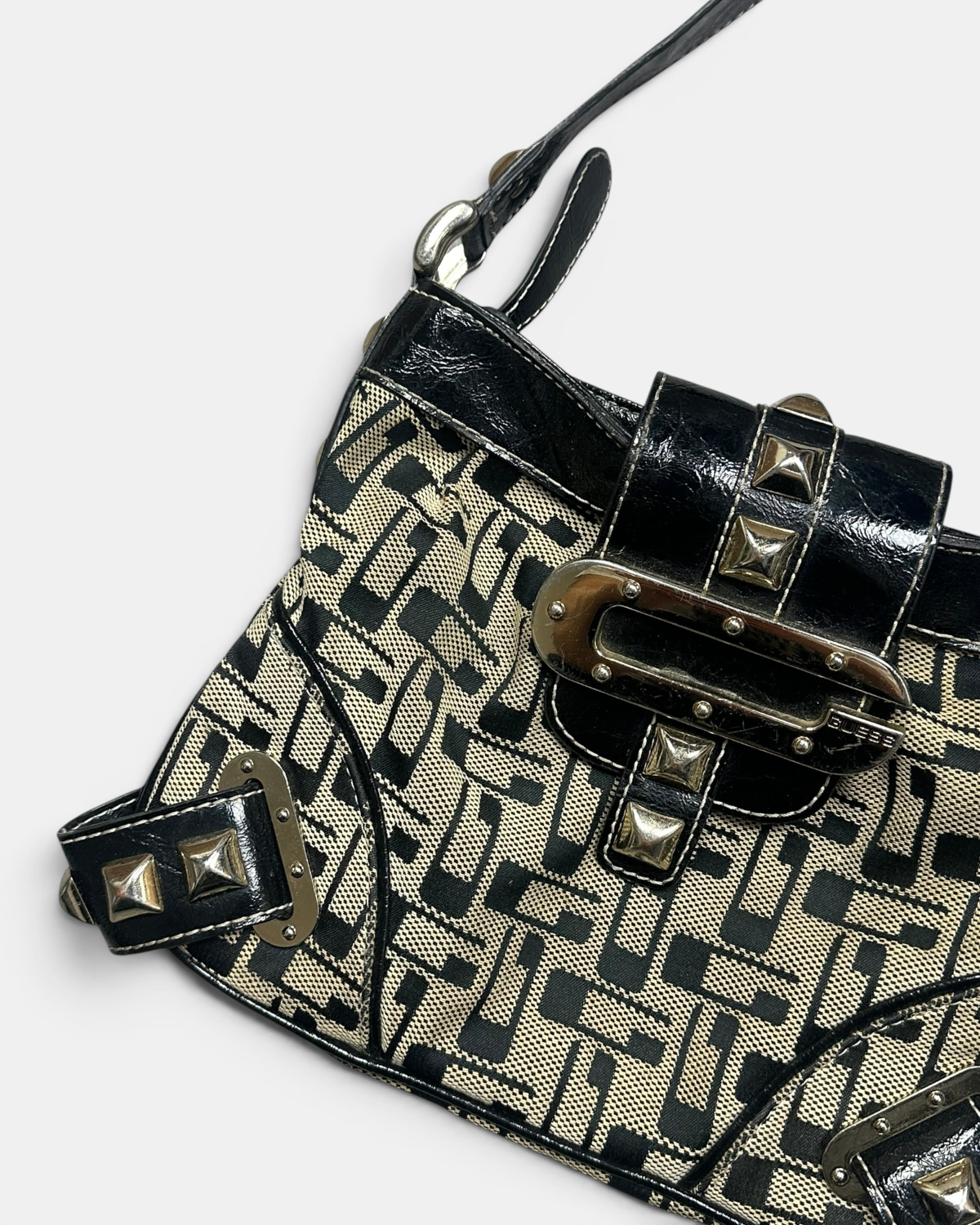 VINTAGE GUESS BAG LOGO LEOPARD RARE