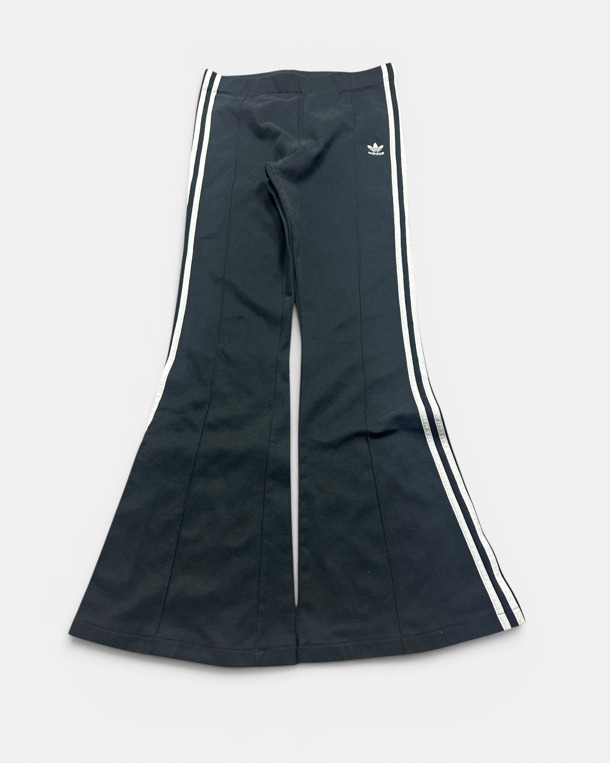 BLACK/WHITE VINTAGE ADIDAS RETRO FIREBIRD TRACKSUIT BOOCTCUT FLARED (W)